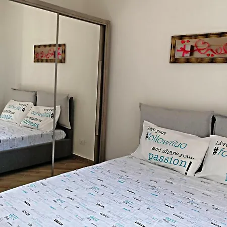 Apartmán - Isr071023-dyb *